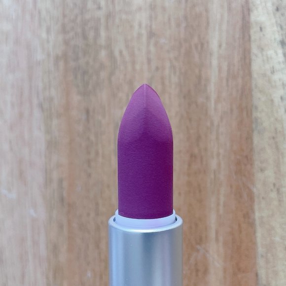 Mac Lipstick Powder Kiss Lipstick 305 Burning Love - Picture 7 of 15
